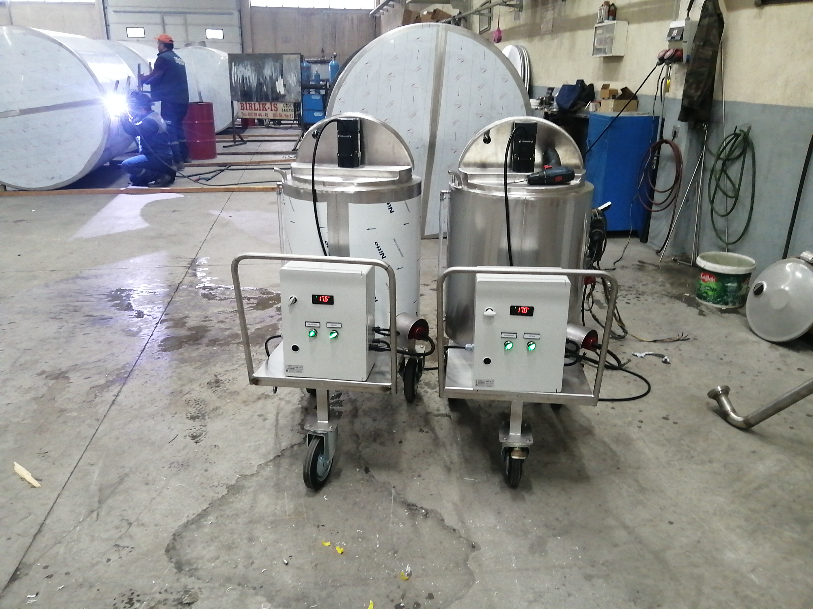 BUZAĞI MAMA VE SÜT MAKİNESİ